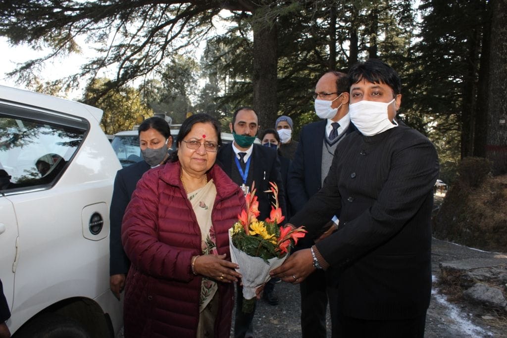 in ranikhet Governor salutes the spirit of the women of the mountain