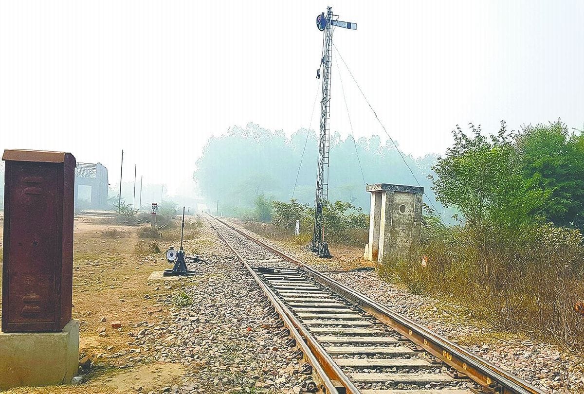 Prayagraj: Traveling on Howrah route will be easy, third line ready between Chheoki-Naini