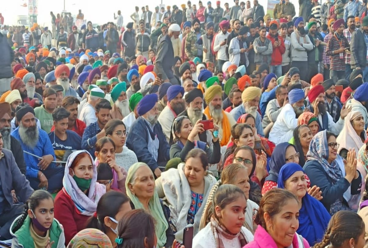 farmers firm on tractor rally on 26 january ghazipur border seeing increase in protesters