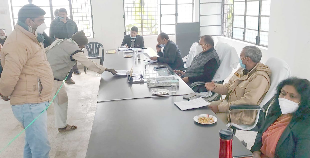 Sir, the slippers worn while circling, did not get pension