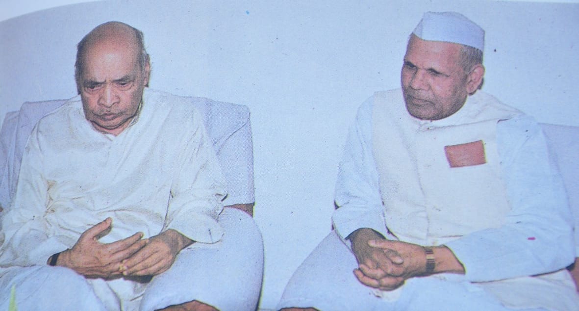 From the hut to the Raj Bhavan, still did not leave simplicity