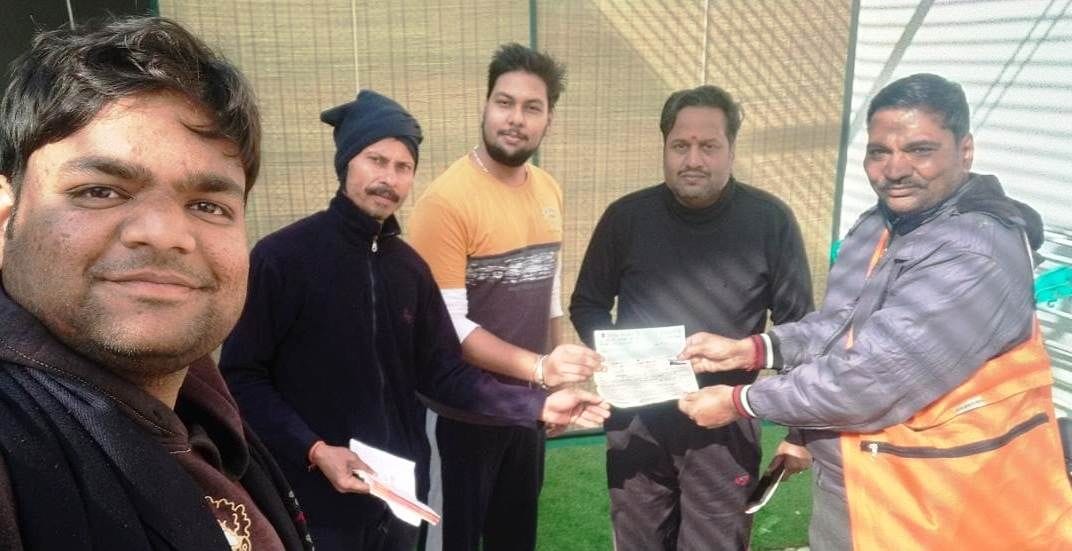 pandit yogesh sharan donate 1.11 lakh for ram mandir
