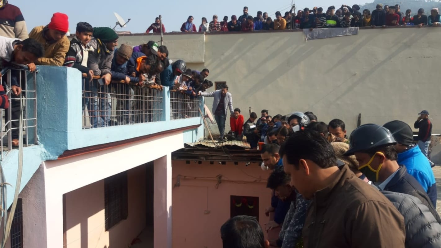 uttarakhand news :  leopard enter in house bathroom, watch in ground zero photos