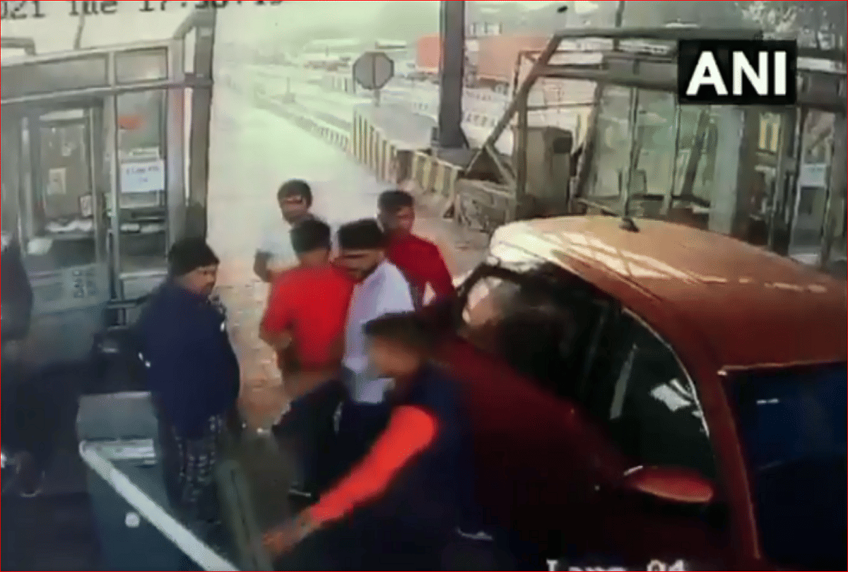 mp hanuman beniwal supporters seen in cctv footage vandalizing Shahjahanpur Toll Plaza
