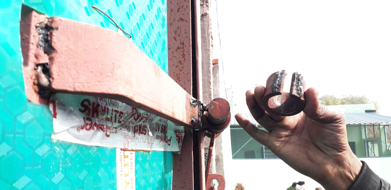 Police accused of breaking the gate of old Idgah