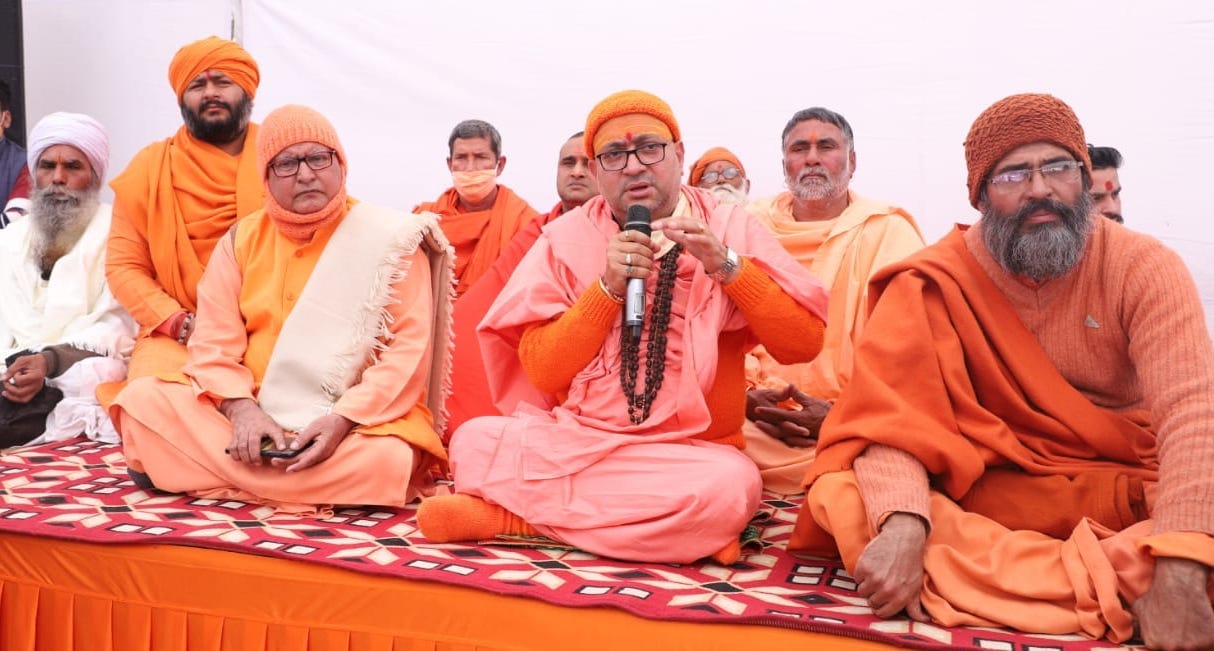 Housefull attended in tribute meeting of Thakur Ranveer Singh