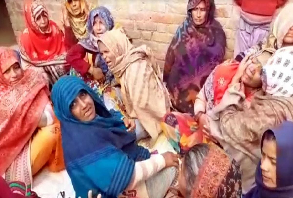 Kidnap And Murder Of Boy Cm Yogi Give Five Lakh To Family Dead Body Reach Home