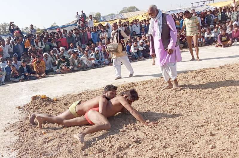 sports,kusti,woman,mahoba news,man