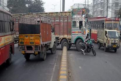 गणतंत्र दिवस: 22 और 25 जनवरी की रात से दिल्ली नहीं जा सकेंगे भारी वाहन