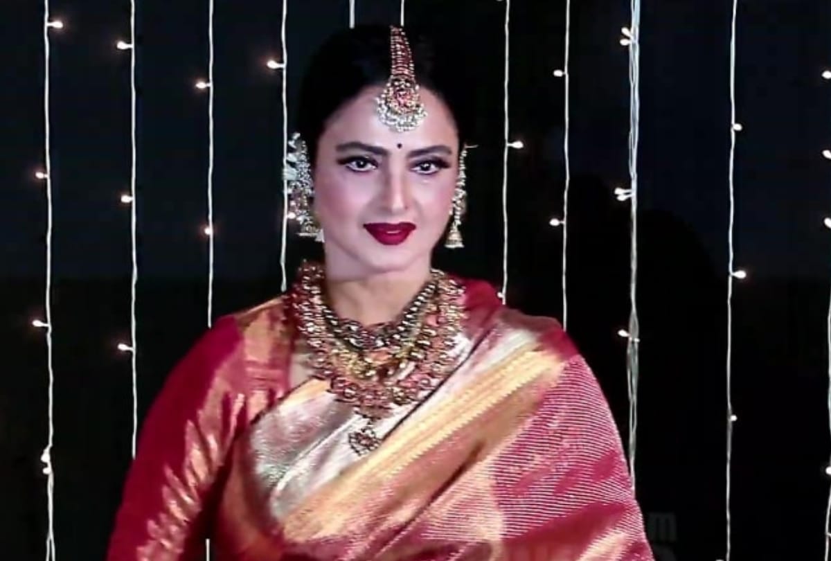 Bollywood: Rekha did not want be an actress: shared her life story in an interview
