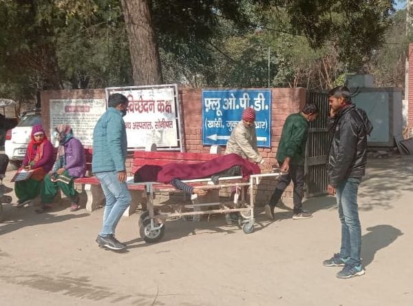 Dead body thrown outside the house after brutally beaten to death