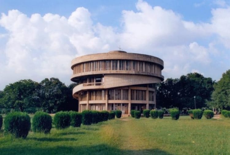 Panjab University budget of 599 crores pass 