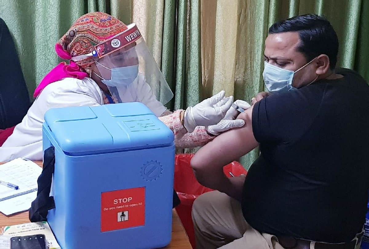 Corona Vaccine In Agra: All Slots Booked Till Saturday