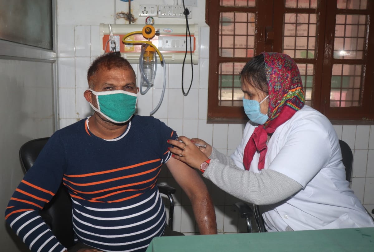 32 health centers will be vaccinated daily in Gorakhpur