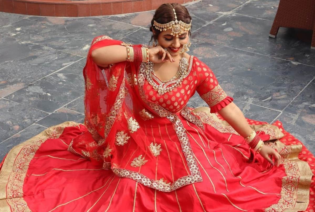 bhojpuri actresses Amrapali Dubey Kajal Raghwani Akshra Singh Monalisa photos images wallpaper hd pics download