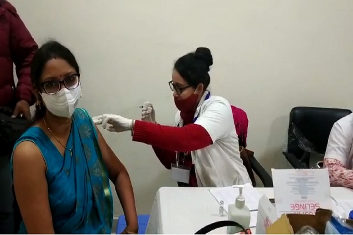 Second session of vaccination today, 17 places scheduled