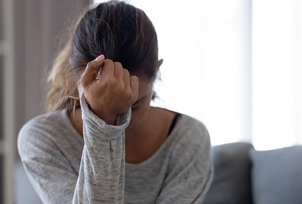 Psychotic Breakdown Symptoms, Causes and Prevention Tips in Hindi