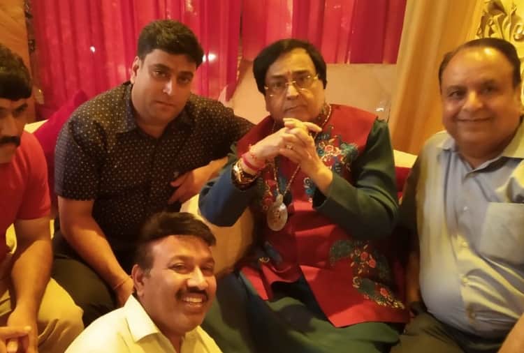 Narendra Chanchal Death News: Mother had an important role in the success of Narendra Chanchal