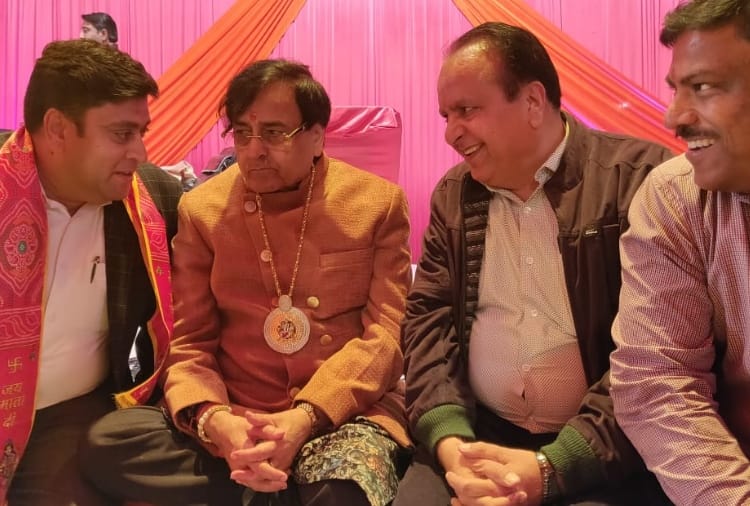 Narendra Chanchal Death News: Mother had an important role in the success of Narendra Chanchal