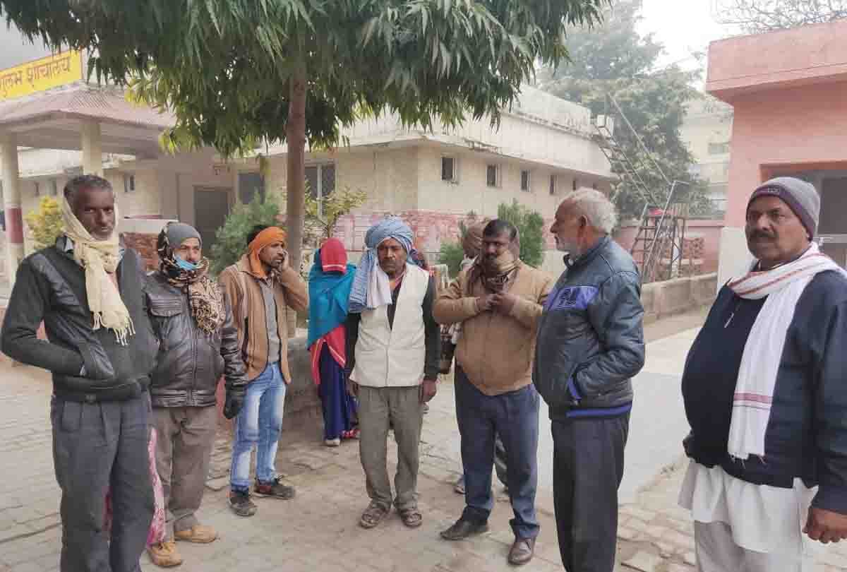 UP: Bodies of two cousins found hanging from tree in Farrukhabad