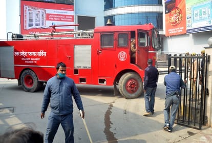In Vinayak city centre (PVR), a bomb was reported to have been stirred up.