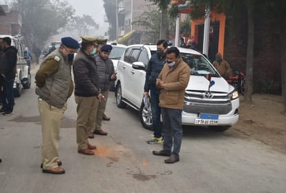RSS firing procession in Prayagraj shot dead, condition critical, police in search of chapters