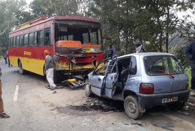 Four person died in road accident in Hoshiarpur of Punjab