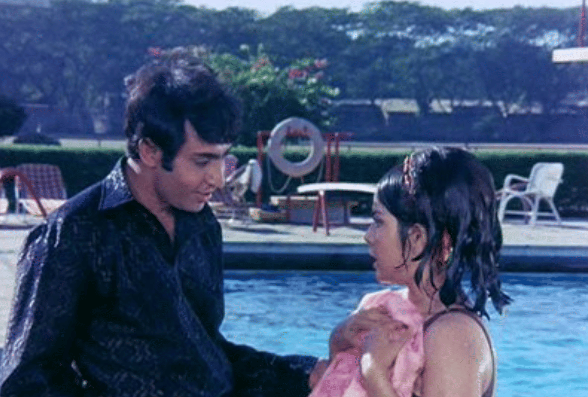 when Ranjeet was kicked out of home after debut film as he played villain tried to tear Rakhee clothes