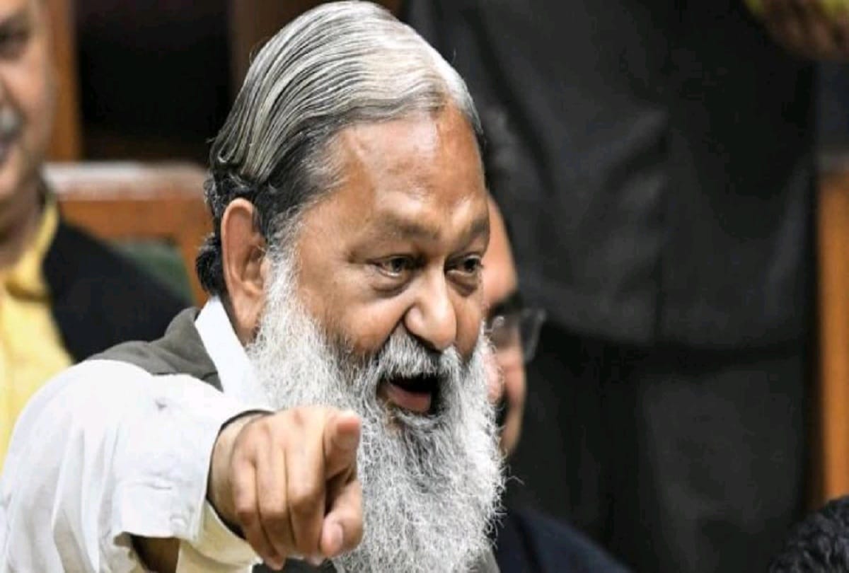 Haryana Home Minister Anil Vij Comments on Dispute of Haryana Congress