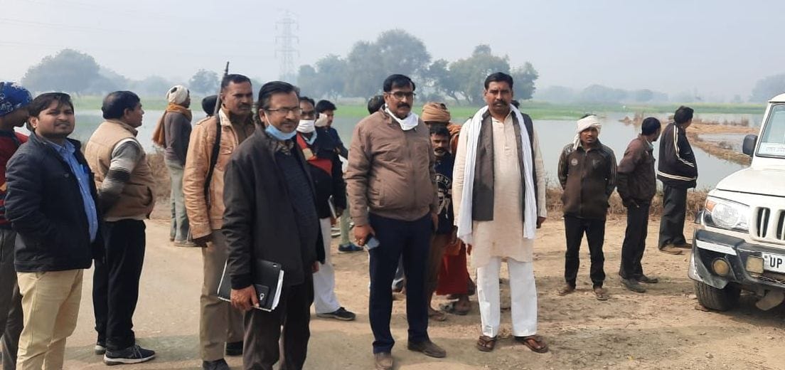 track,fathepur news,haswa rajbaha,damaged,railway track construcation