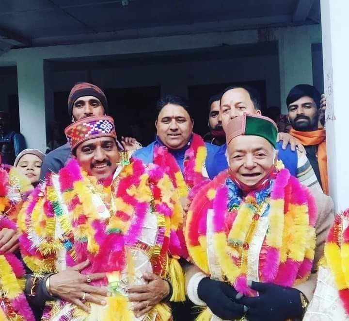 BJP dominates in Zilla Parishad, supports wins 10 seats