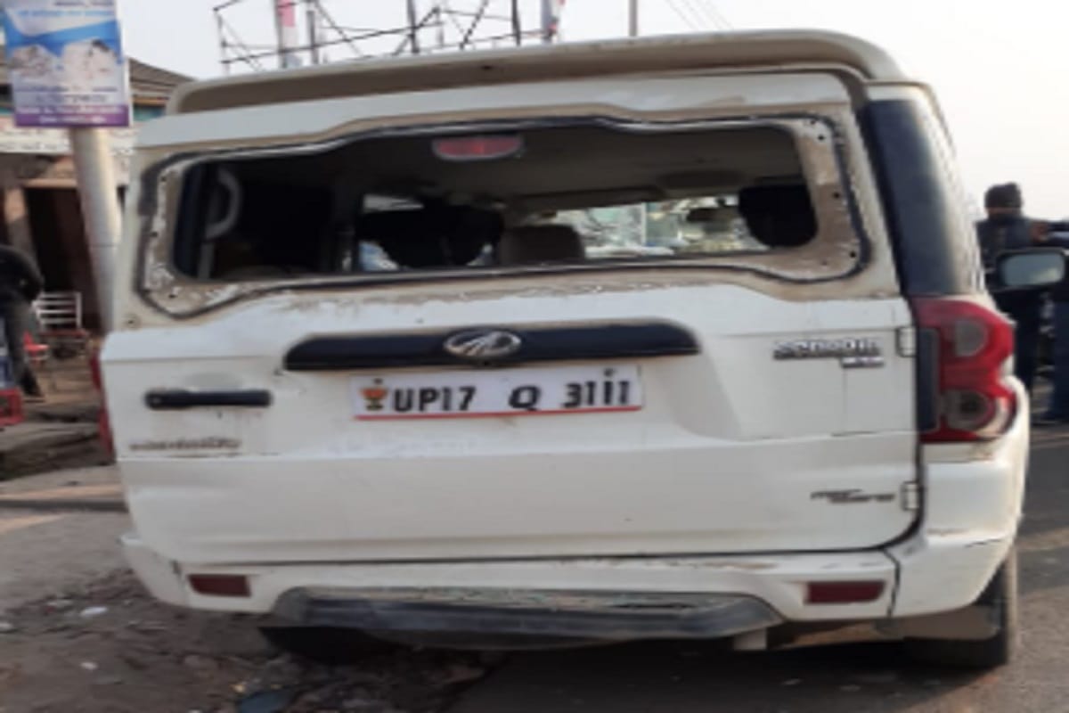 Baghpat News: farmers of Haryana was attacked on Former BJP district president Vedpal Upadhyay in kundli