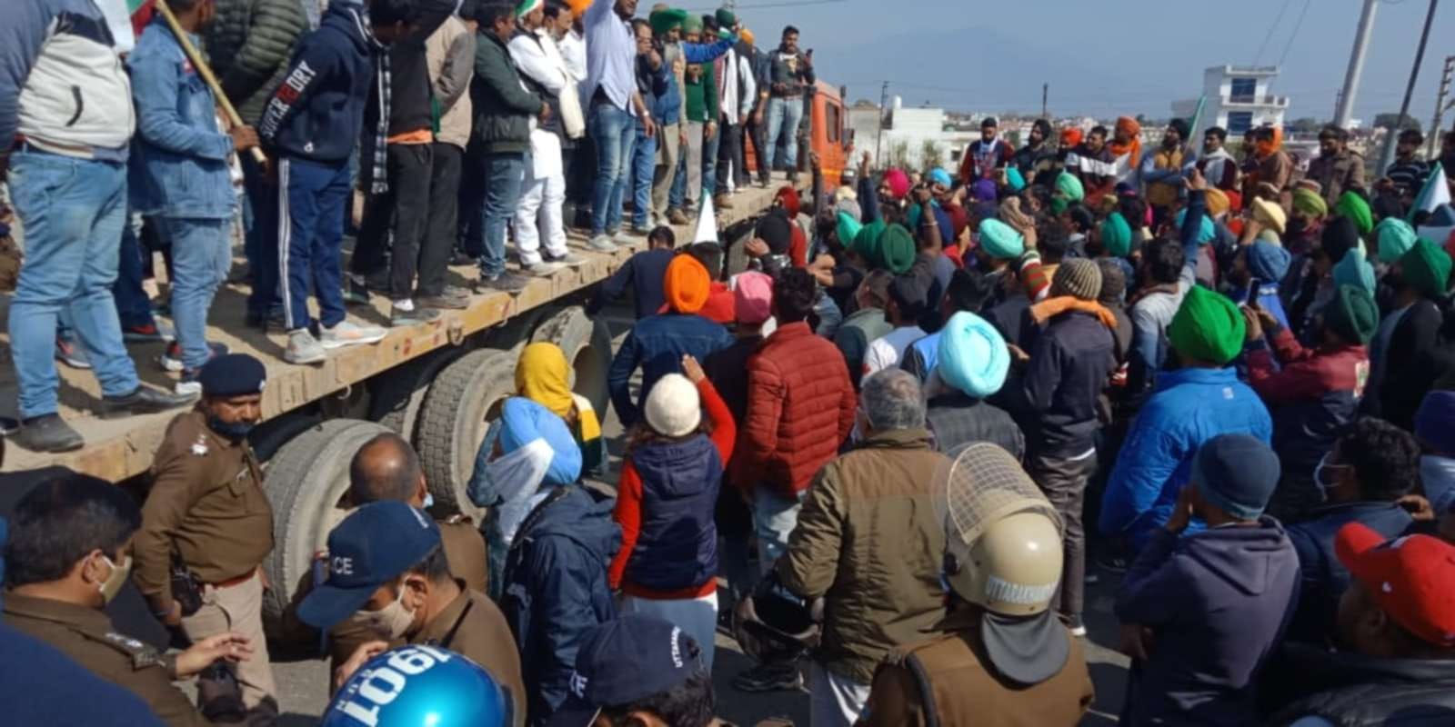 kisan andolan in uttarakhand latest news: farmers rajbhawan march in dehradun photos