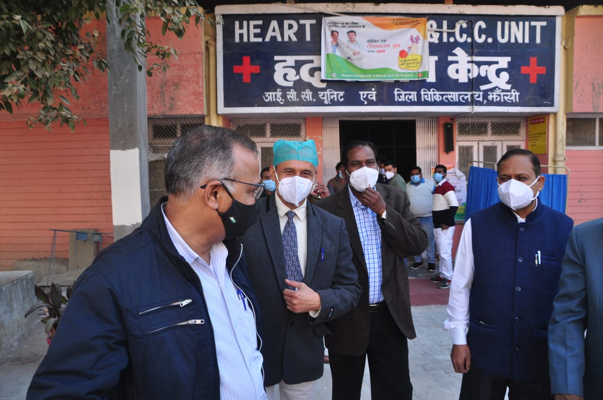 58.64 percent health worker put covid vacseen