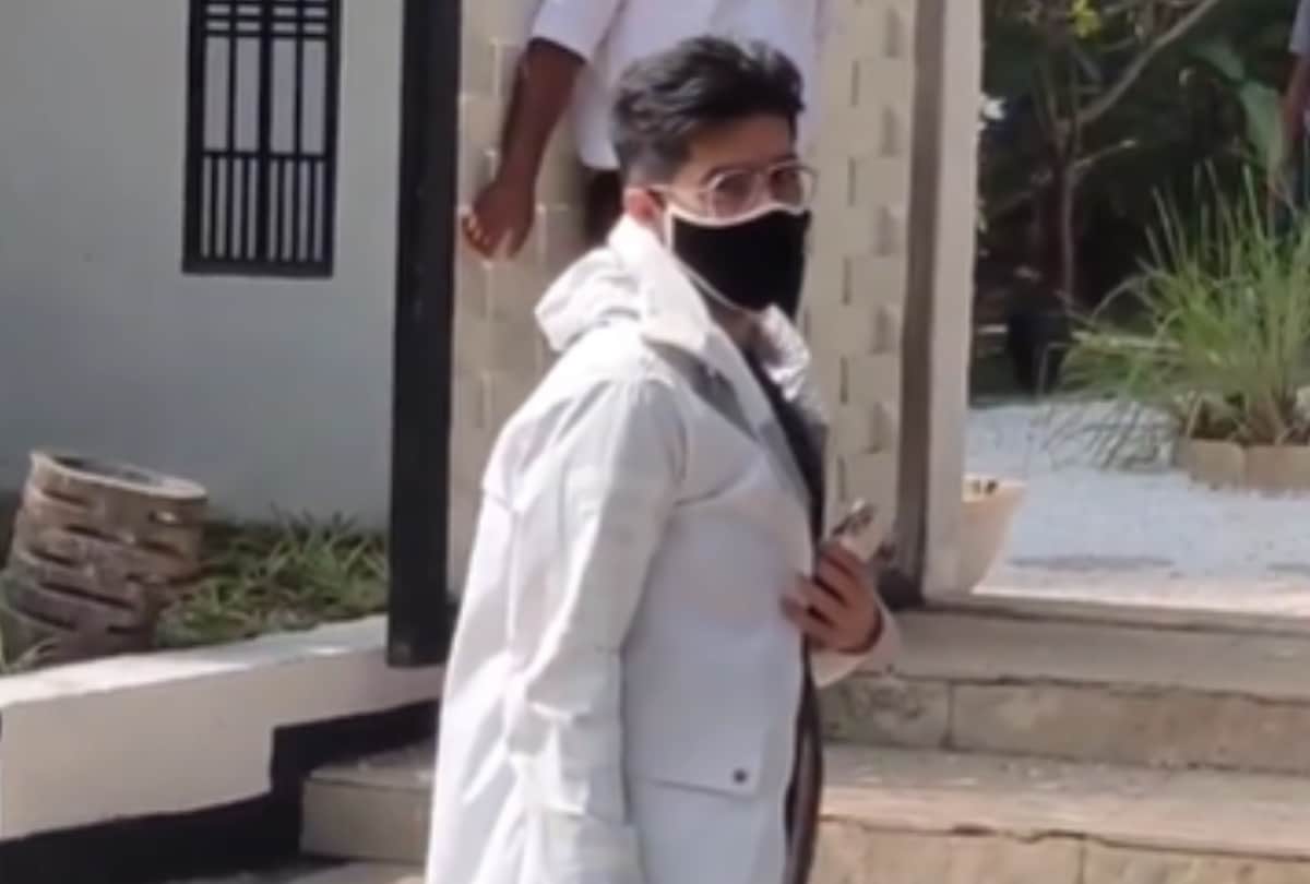 Varun Dhawan and Natasha Dalal wedding actor spotted at venue in Alibaug