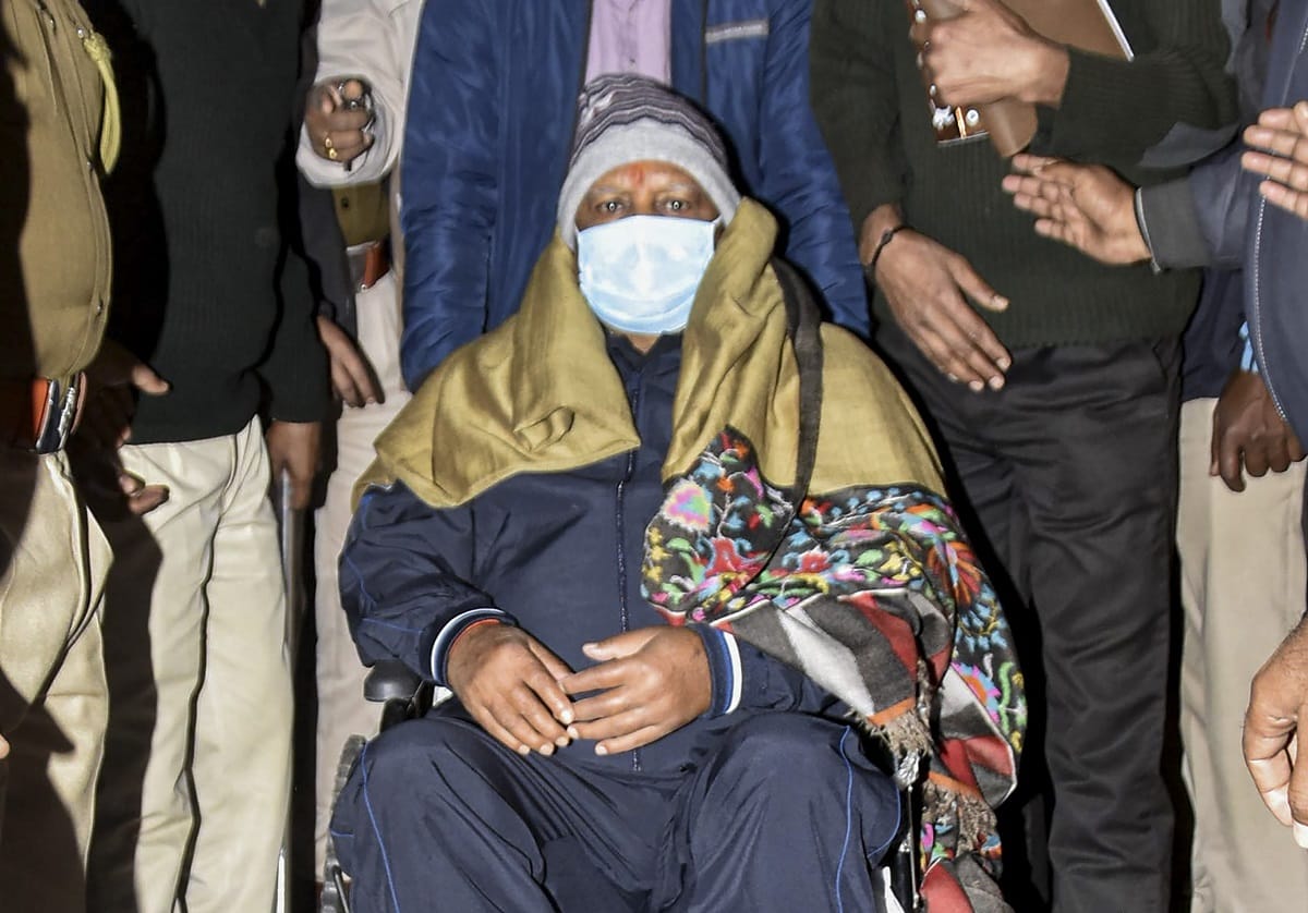 LALU YADAV RELEASE IN DOLL DRUM:  will remain in Jail, despite getting bail  from Jharkhand high court