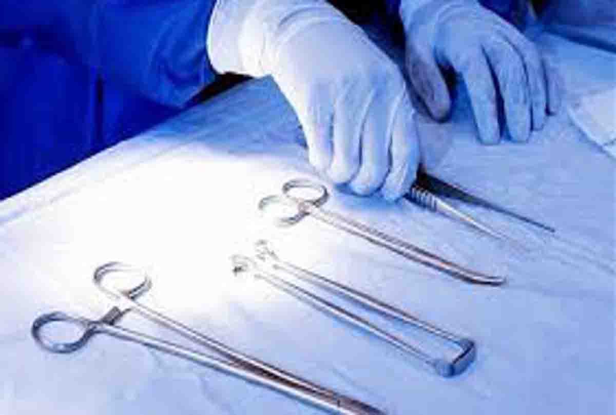 Etawah: strip missed during operation in Stomach at private hospital, woman died