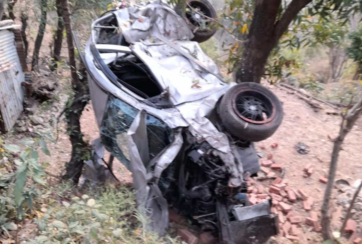 Three killed in car accident in shimla