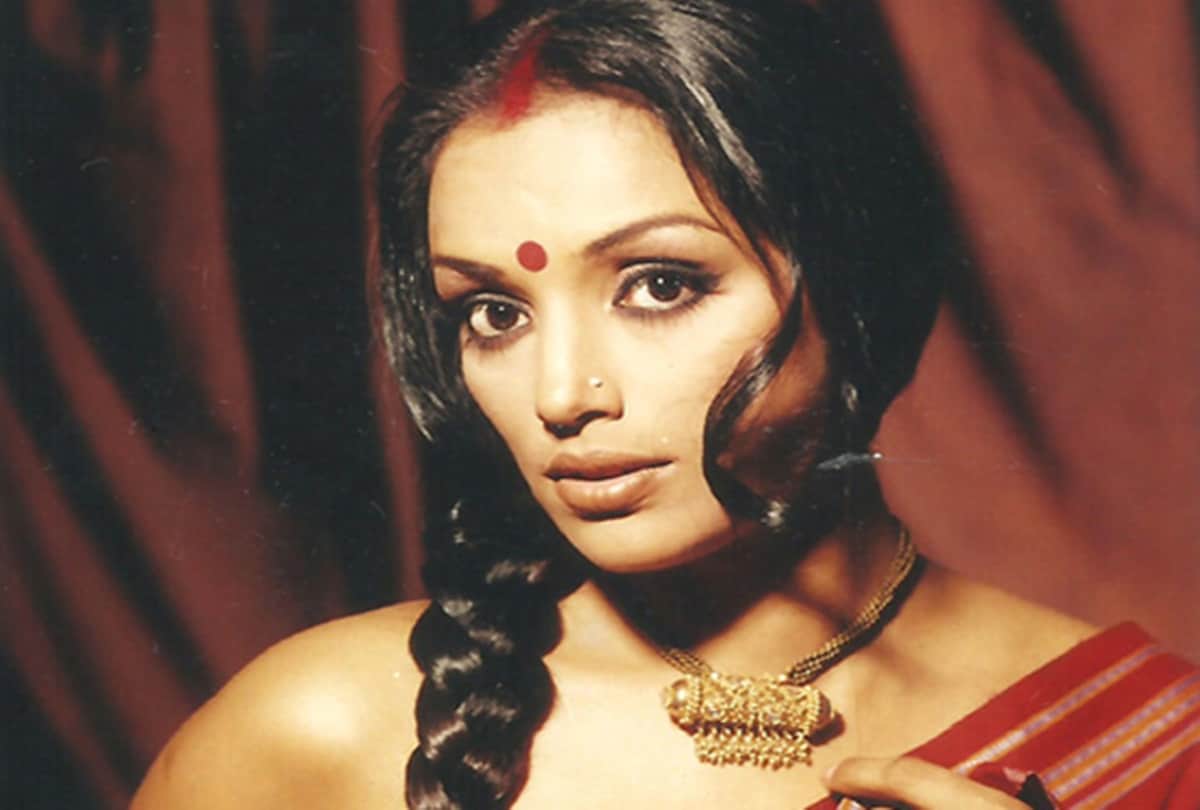 Swetha Menon Used Her Real Delivery Scenes for a Movie Watch Video