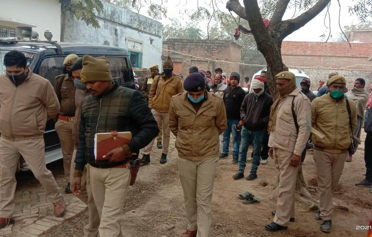 varanasi shooting: man shot father and son in dispute of pual on way