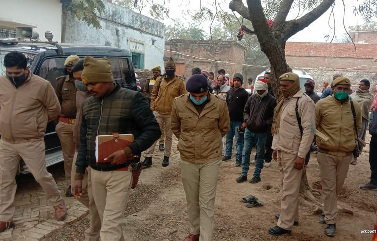 varanasi shooting: man shot father and son in dispute of pual on way