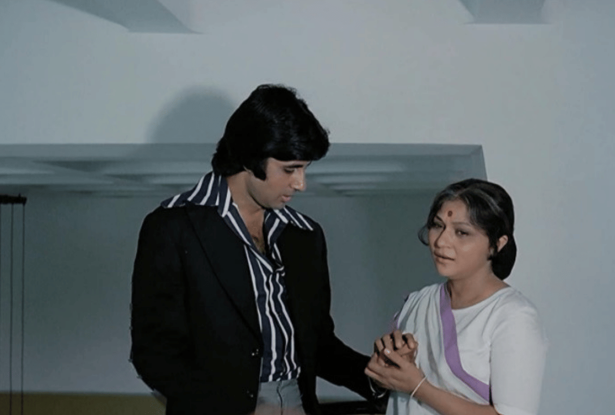 deewar bioscope Pankaj Shukla yash chopra salim javed Amitabh bachchan Shashi Kapoor waheeda rehman