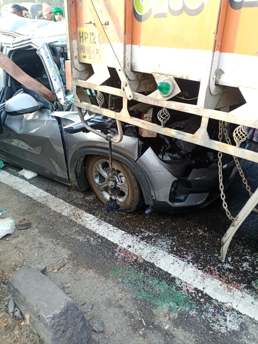Ferozepur Deputy Medical Commissioner's car collided with truck, six injured