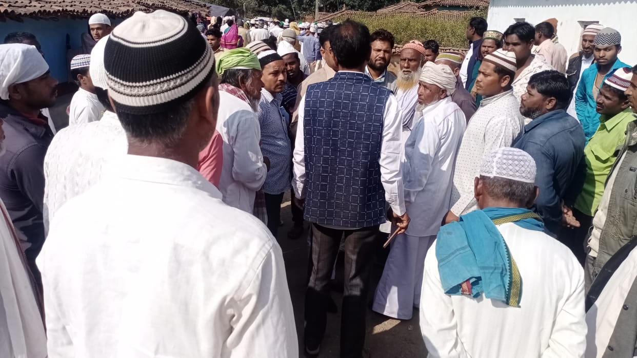 Dead body thrown after killing truck driver, missing nephew