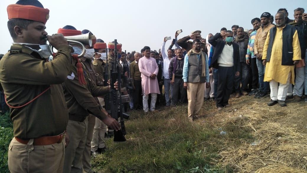 Democracy fighter is no more, Hargovind Dada