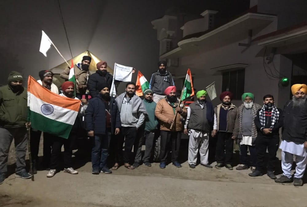kisan andolan in uttarakhand latest news: many farmers going to delhi for kisan tractor rally