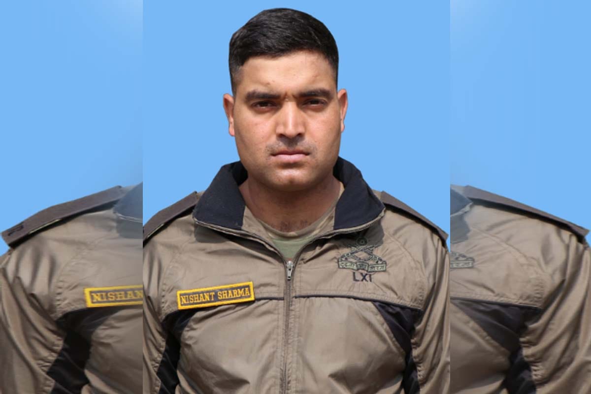A soldier martyr injured in Pakistani shelling