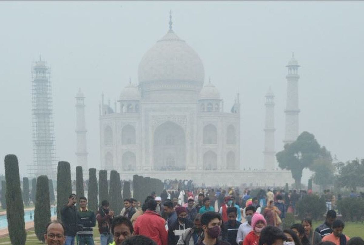 Weather Forecast Today Update in Agra News: Agra Temperature down seven degrees below