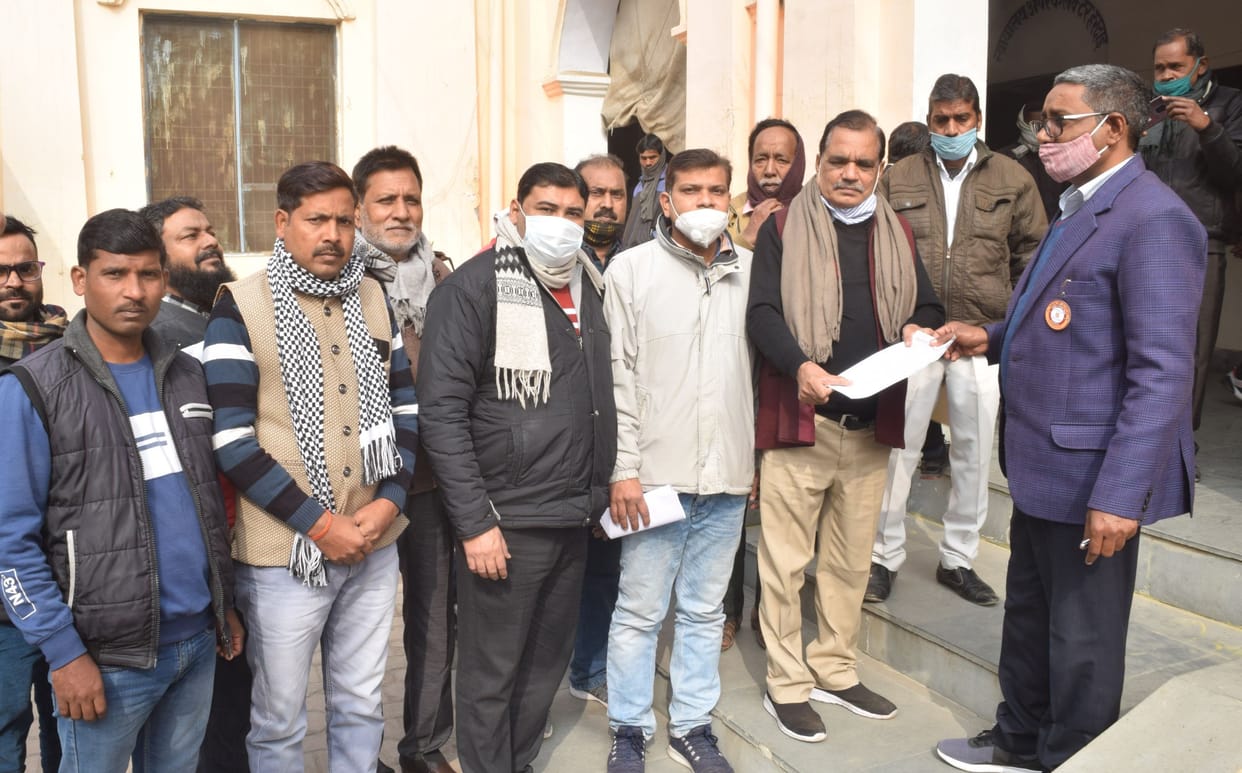 Trade board demanded to effect weekly shutdown
