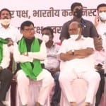 किसान संगठन के नेताओं के साथ शरद पवार